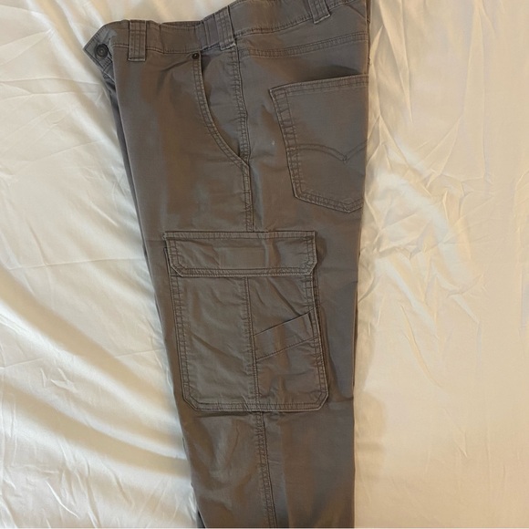 502 Taper Hybrid Cargo Pants - Picture 6 of 7